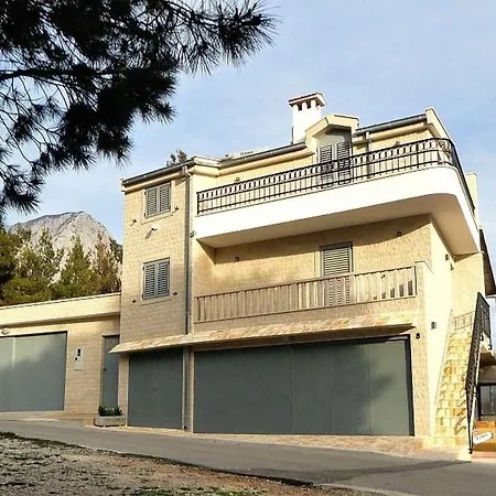 Apartment With A Parking Space Baska Voda, Makarska - 22458 *